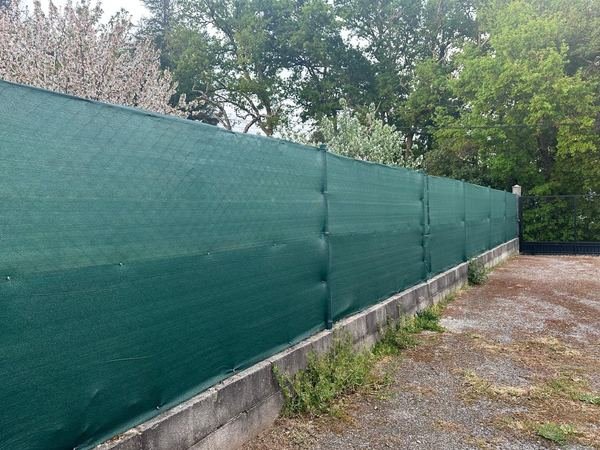 Colocación de malla de ocultación